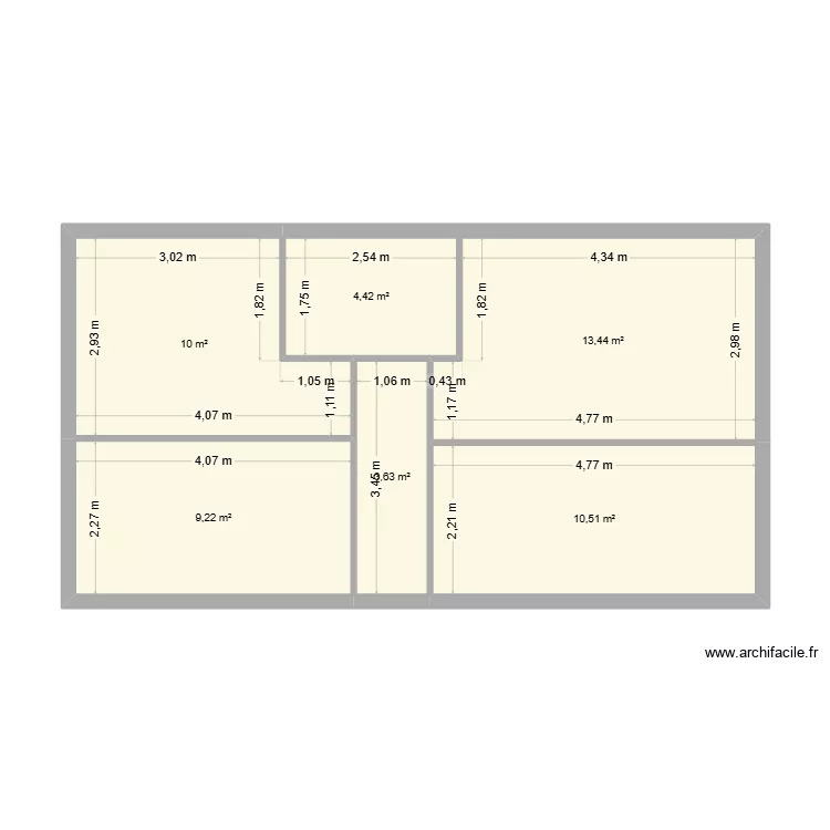 chapeau rouge. Plan de 6  et 51 m²