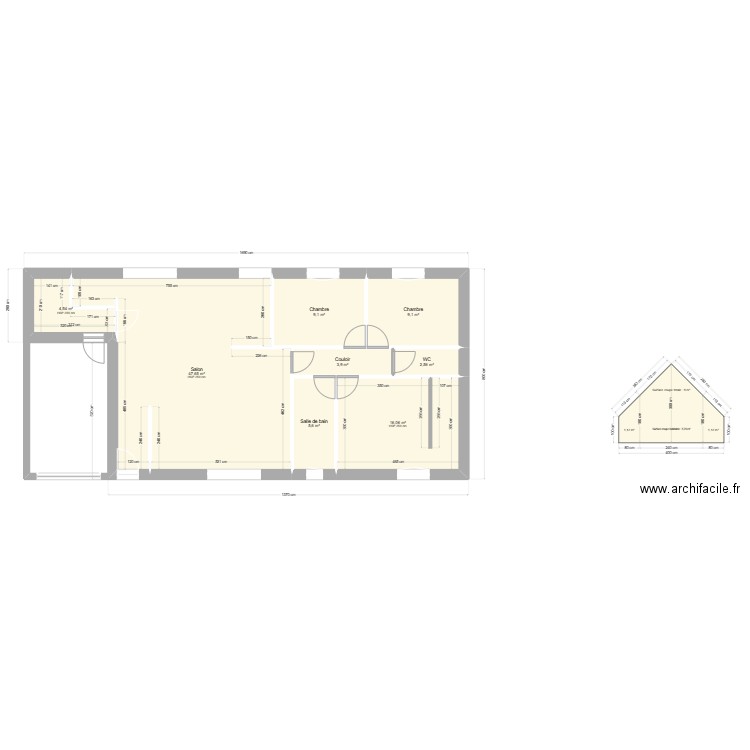 pll. Plan de 9 pièces et 113 m2