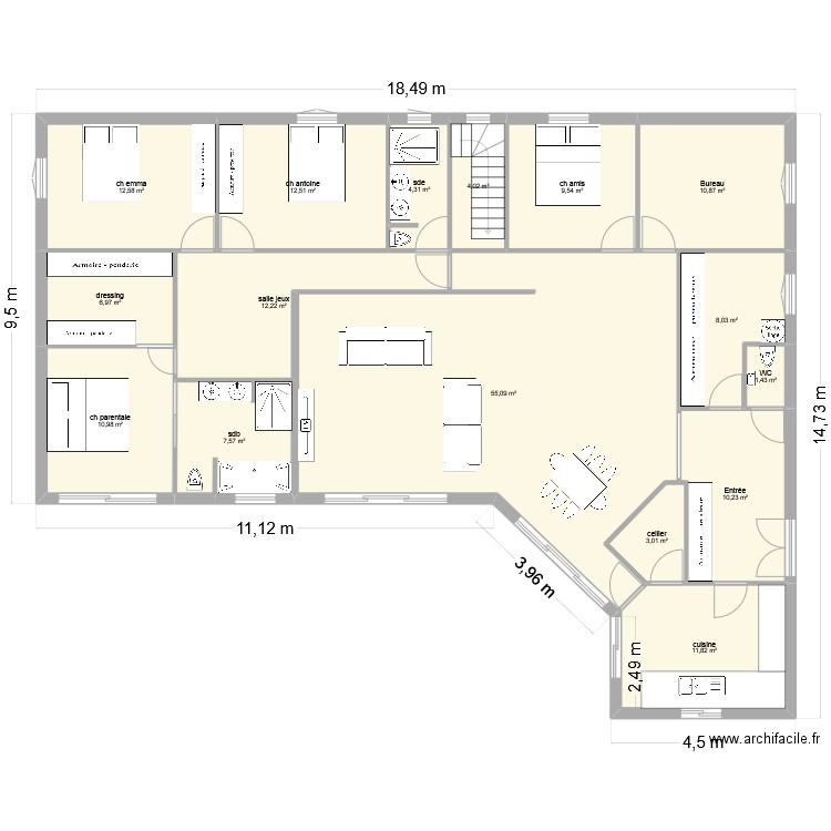TMAE2 - initial. Plan de 16 pièces et 181 m2