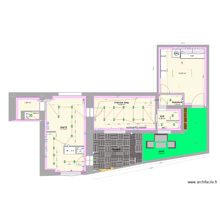 Appt B électricité. Plan de 15 pièces et 82 m2