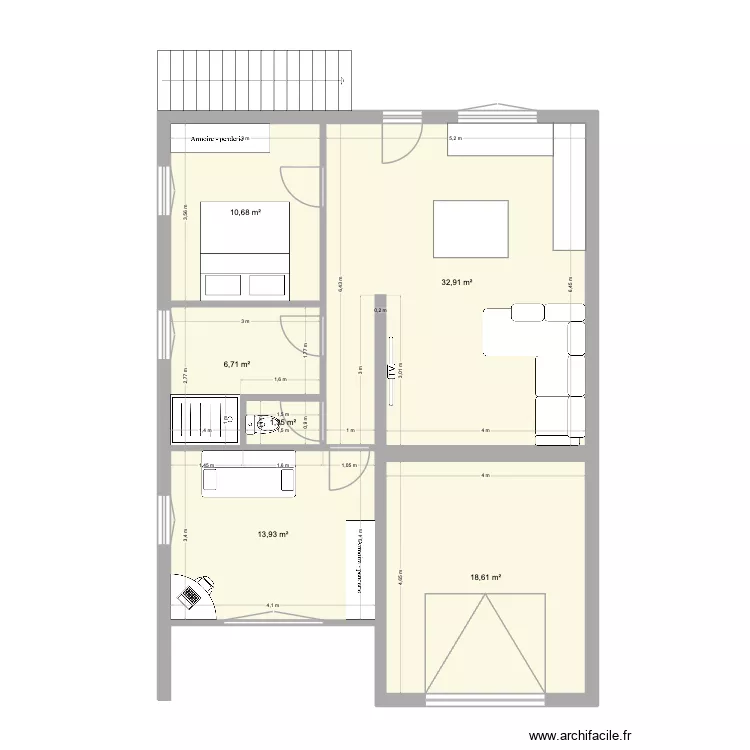 Le brusc 650k. Plan de 6  et 84 m²