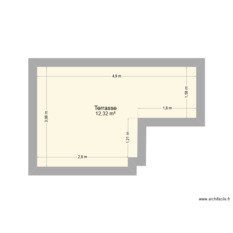 Terrasse arrière vierge. Plan de 1 pièce et 12 m2