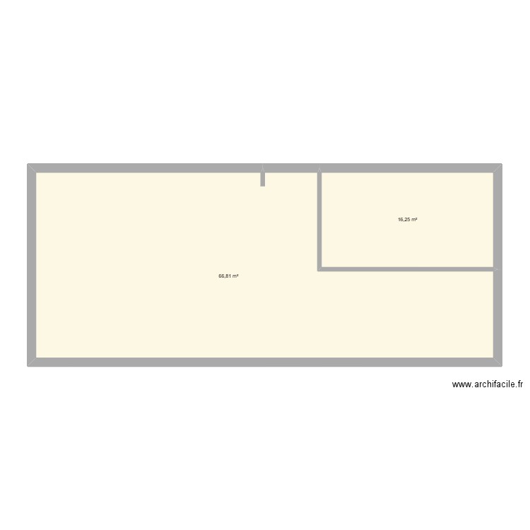 Cellule commerciale 10 place de la fontaine. Plan de 2 pièces et 83 m2