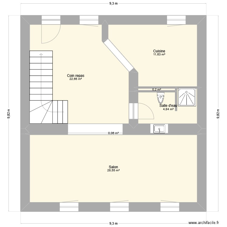 maison Miramas Rez de Chaussé. Plan de 6 pièces et 68 m2