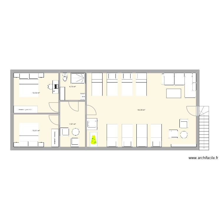 Grenier. Plan de 5 pièces et 90 m2