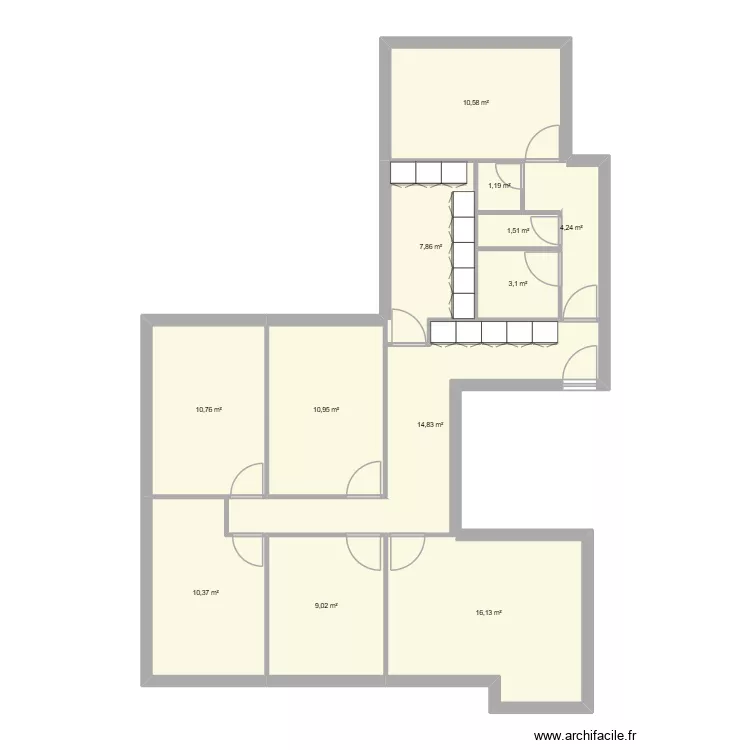 12 Place du 11 Novembre 1918 NLG. Plan de 12  et 101 m²