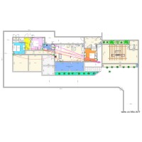 Yanis Gaines COM/ Solair