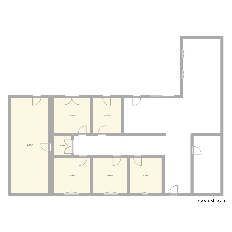 projet maison. Plan de 7 pièces et 99 m2