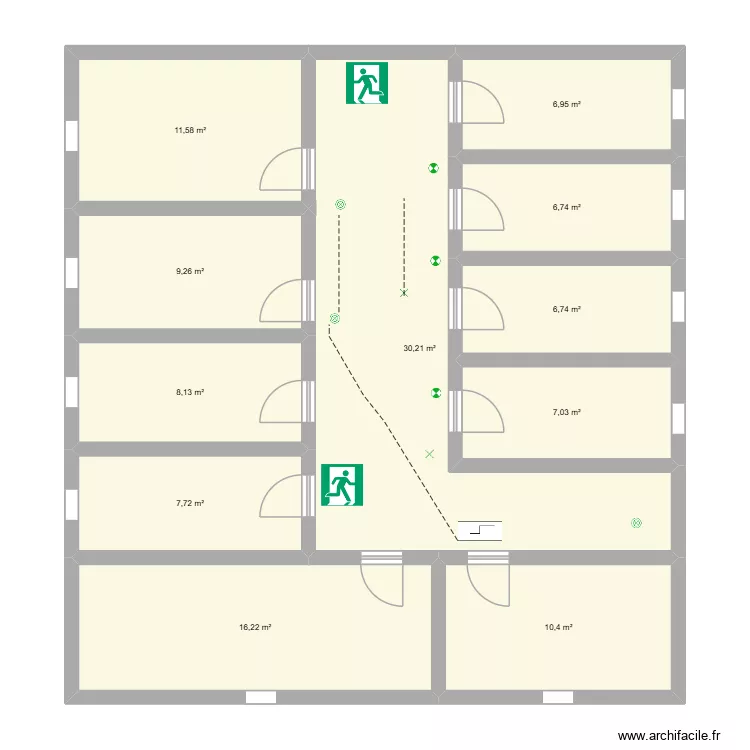 hotel. Plan de 11 et 121 m² hotel. Plan de 11 et 121 m²