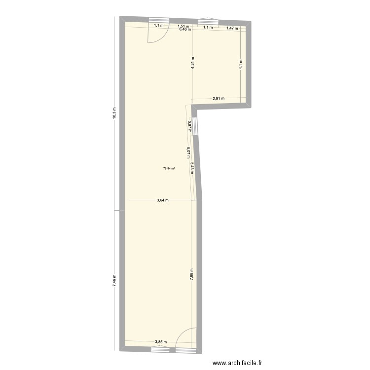 La ruine 2. Plan de 2 pièces et 153 m2