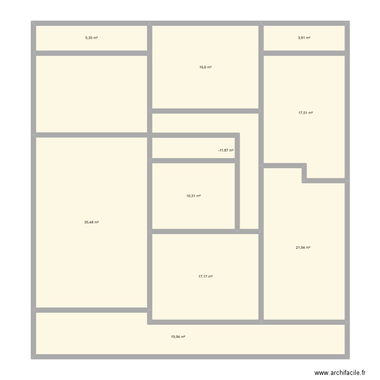 pbourg. Plan de 10 pièces et 156 m2