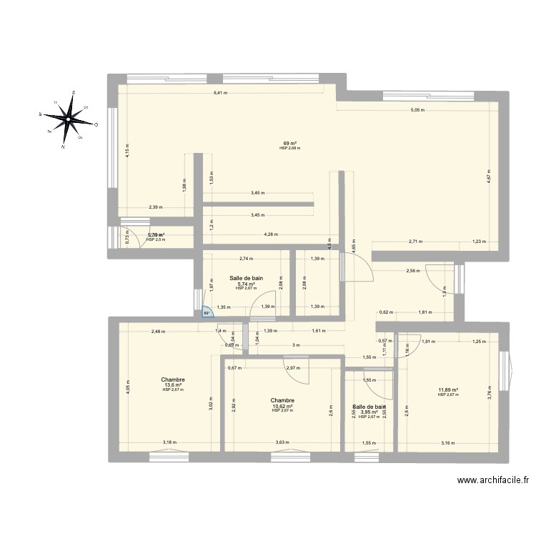 Maison. Plan de 7 pièces et 117 m2