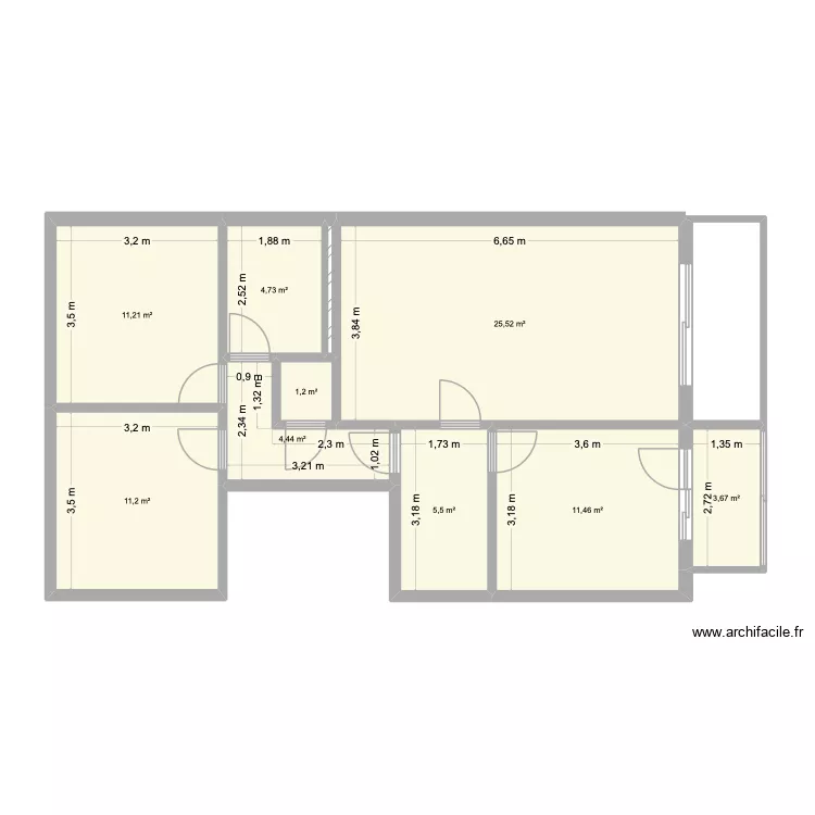 Micaela Peixoto. Plan de 11  et 84 m²