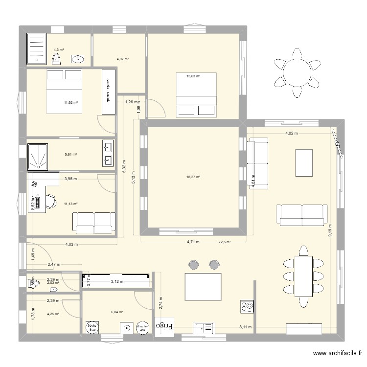 PECHARMANT. Plan de 11 pièces et 157 m2