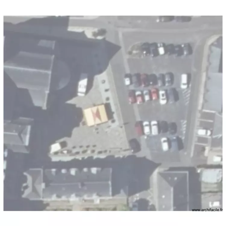 Devant SALLE DES FETES & PARKING. Plan de 