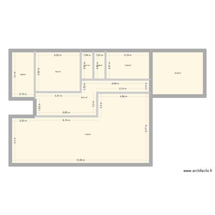 maison. Plan de 8 pièces et 154 m2