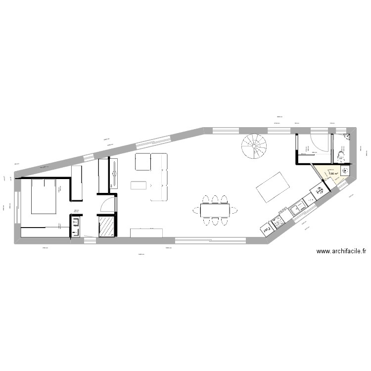 urcuit. Plan de 10 pièces et 166 m2