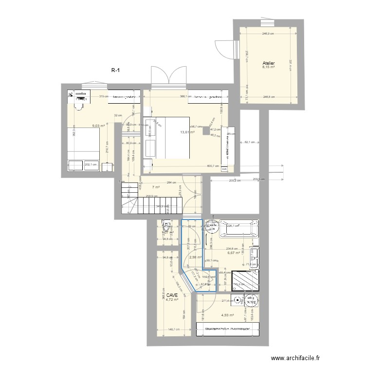 Plan R moins 1 escalier ter b. Plan de 9 pièces et 58 m2