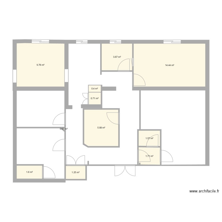 Local M. Plan de 0 pièce et 0 m2