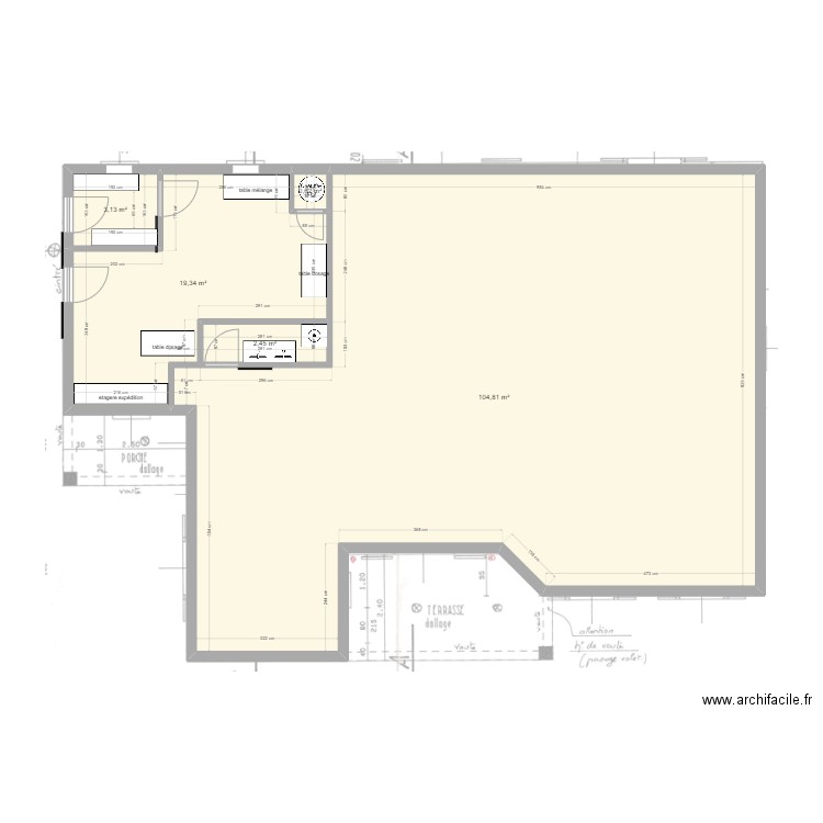 atelier EB. Plan de 5 pièces et 130 m2
