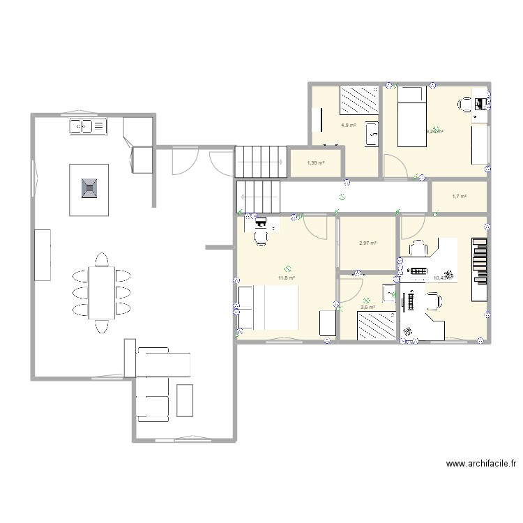 maison. Plan de 8 pièces et 46 m2