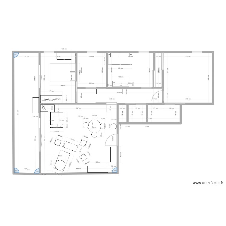 apt. Plan de 9 pièces et 103 m2