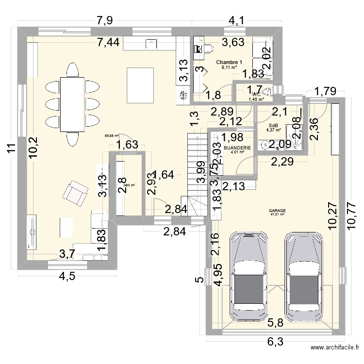 Maison. Plan de 7 pièces et 139 m2