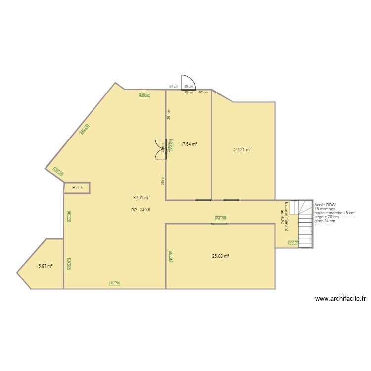 SIMPLEMENT VRAC SOUS SOL AVANT TRAVAUX. Plan de 0 pièce et 0 m2