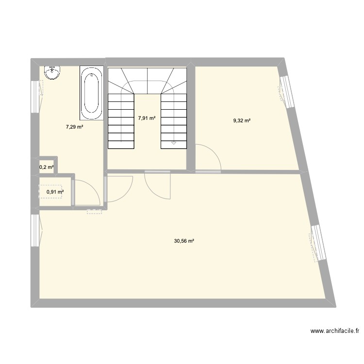 V1 Montreuil. Plan de 6 pièces et 56 m2