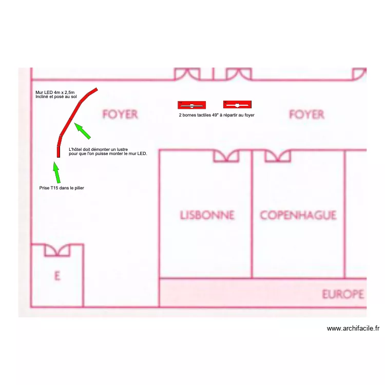 UER foyer Crowne Plaza. Plan de 