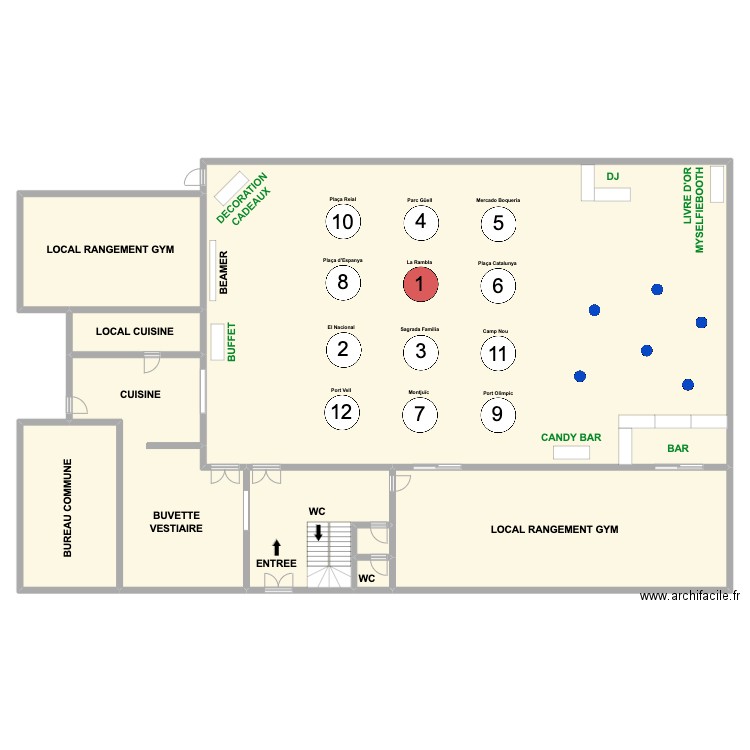 Salle Lully. Plan de 9 pièces et 692 m2