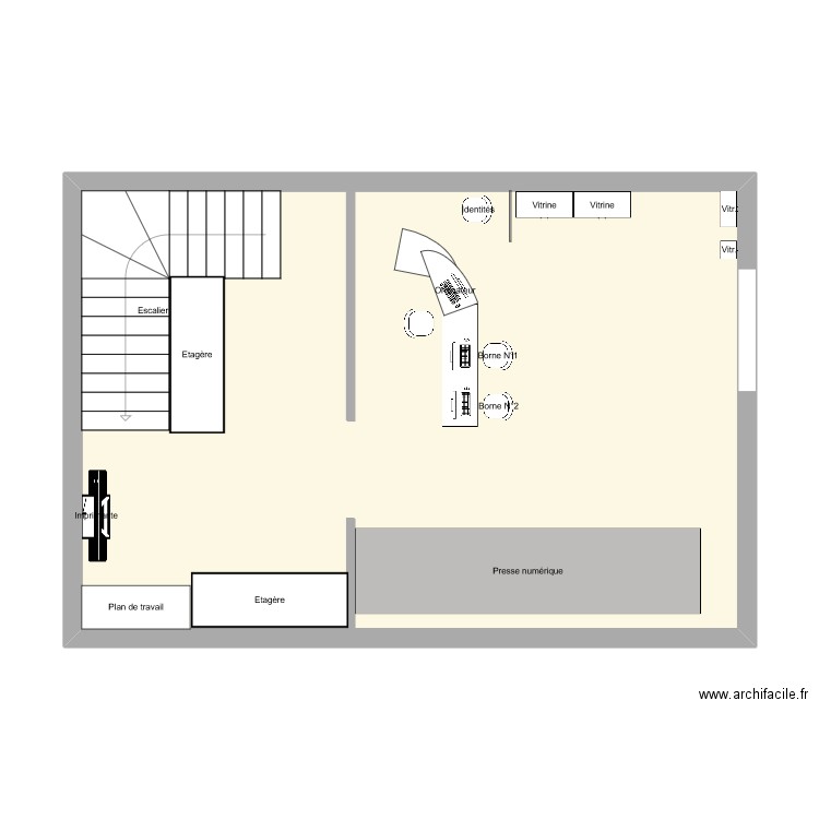 Rez de chaussée. Plan de 1 pièce et 55 m2