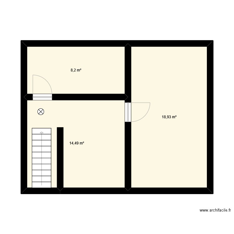 Cave. Plan de 3 pièces et 42 m2