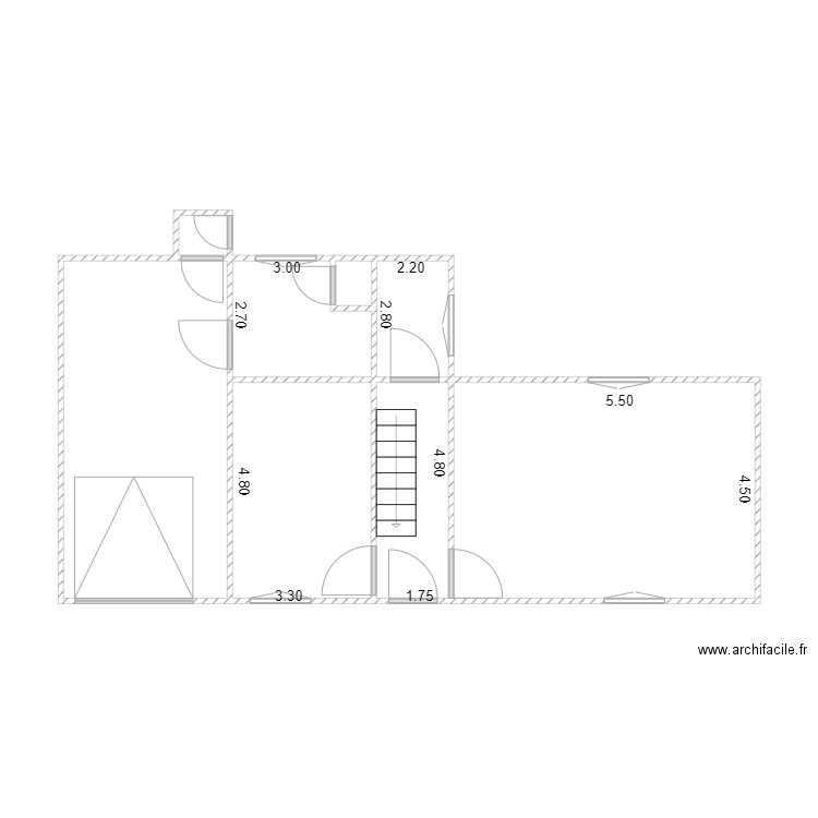 bas champia. Plan de 8 pièces et 52 m2