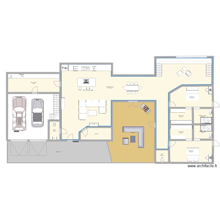 PROJET X. Plan de 33 pièces et 613 m2