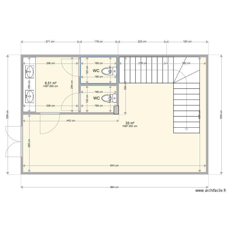 Pièce escalier après travaux. Plan de 0 pièce et 0 m2