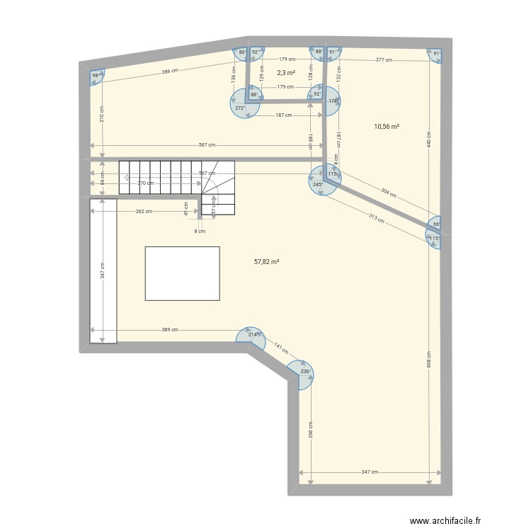 Bien. Plan de 0 pièce et 0 m2