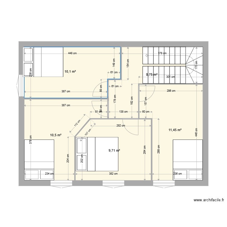 étage. Plan de 0 pièce et 0 m2