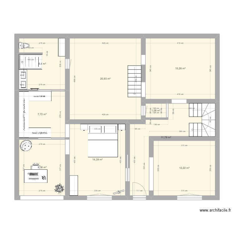 RDC . Plan de 9 pièces et 101 m2