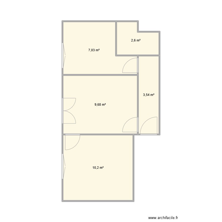 max 2 avant travaux. Plan de 5 pièces et 33 m2