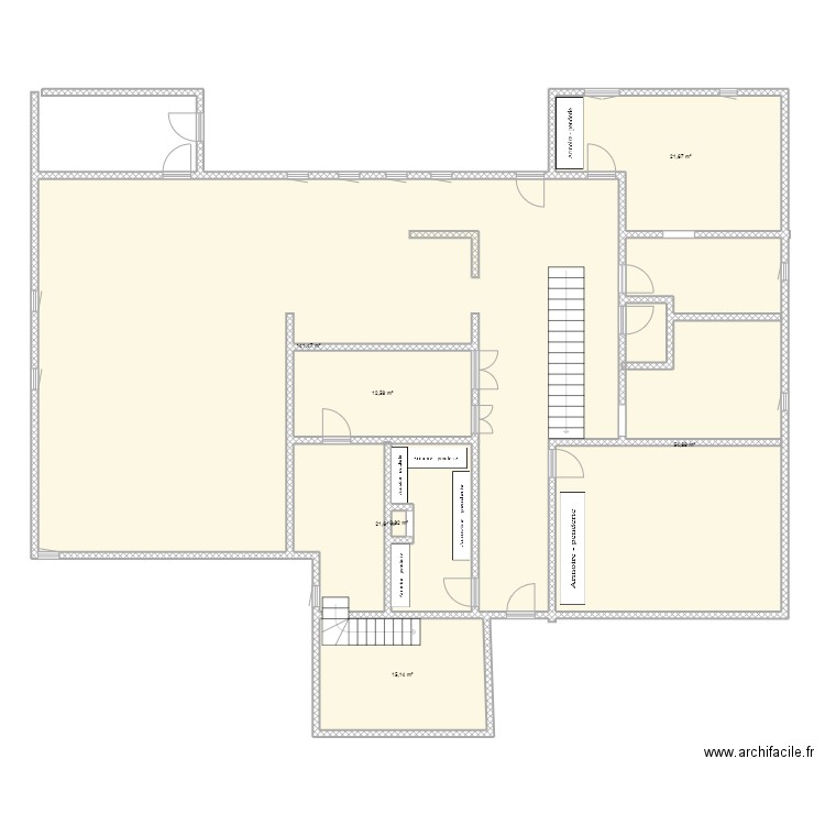 base. Plan de 7 pièces et 268 m2