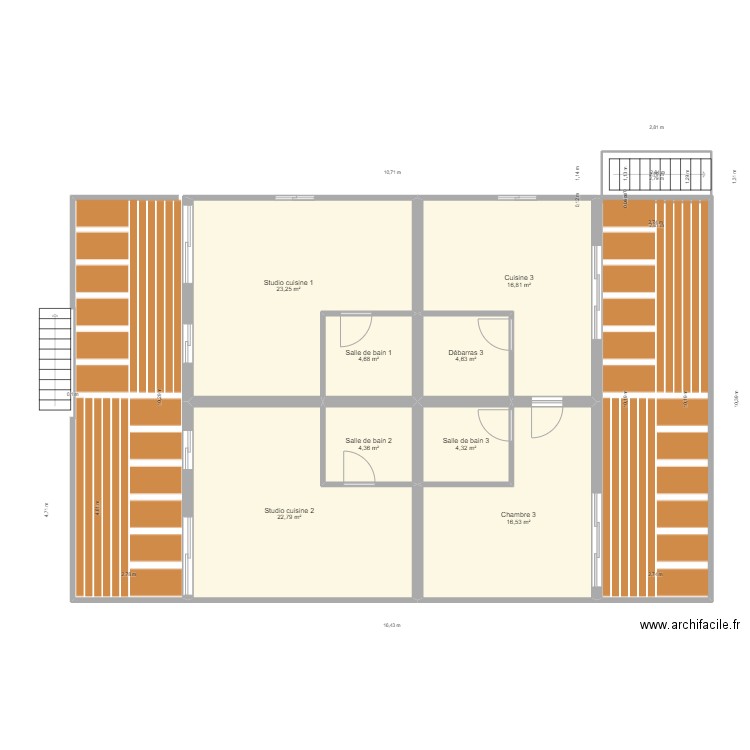 Maison lote 398 m². Plan de 20 pièces et 453 m2