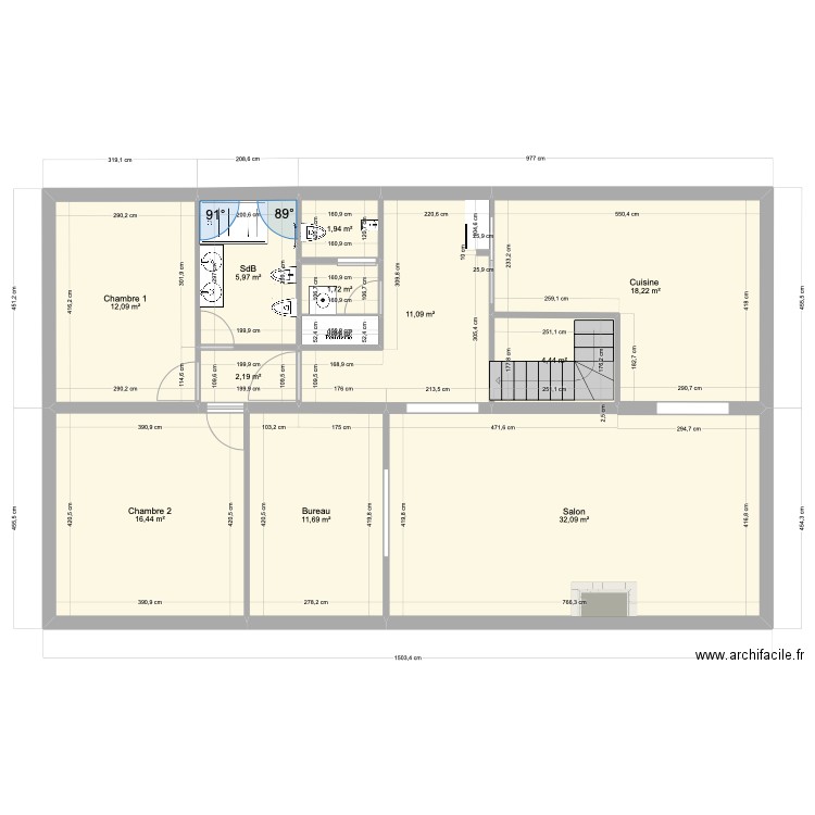 Maison. Plan de 12 pièces et 119 m2