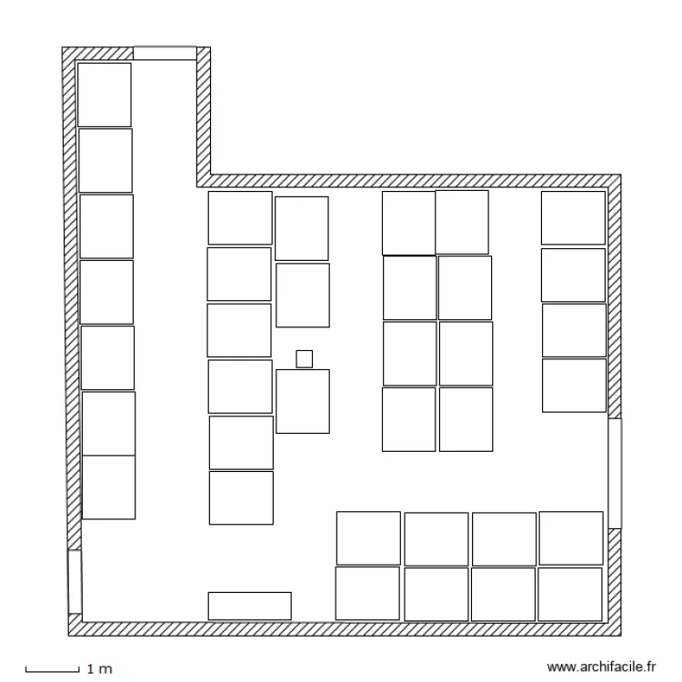 salle stockage 1er etage gauche . Plan de 