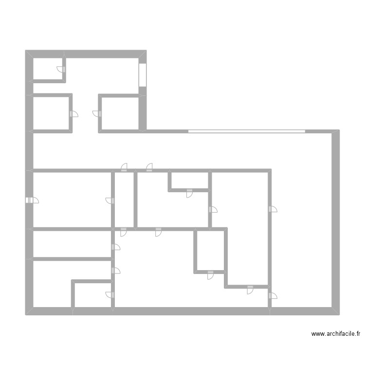 CCT. Plan de 14 pièces et 65 m2