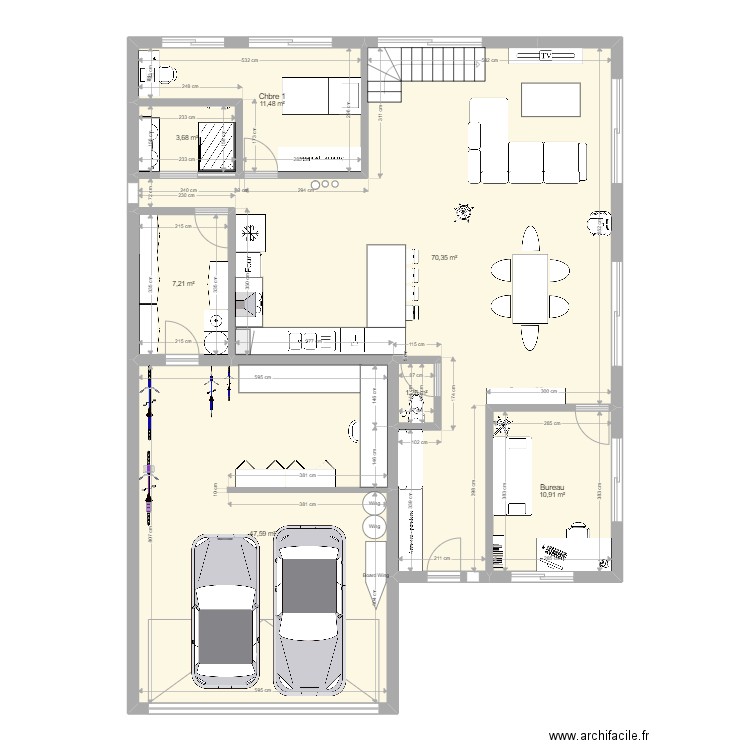 test droit. Plan de 7 pièces et 152 m2