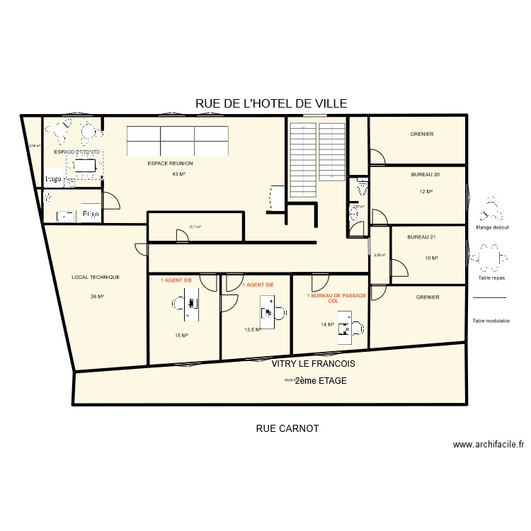 VITRY CARNOT 2 ème étage. Plan de 15 pièces et 257 m2