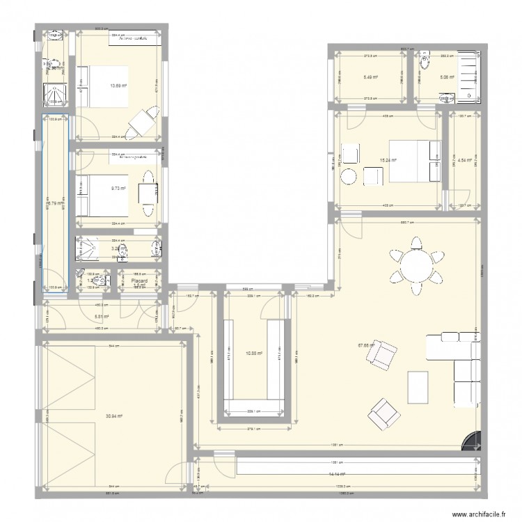 Plan en U avec Cuisine séparée. Plan de 0 pièce et 0 m2