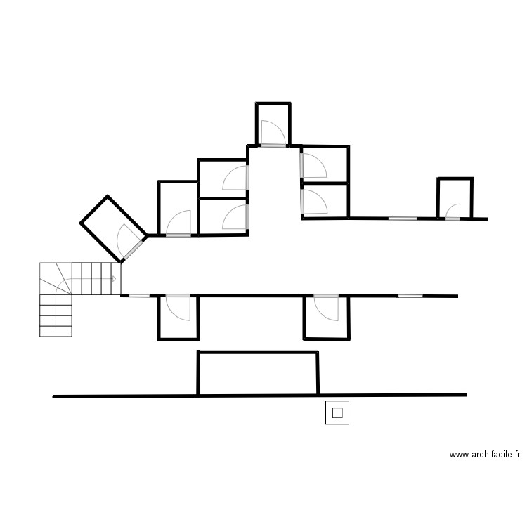 cave 5 longchamp. Plan de 5 pièces et 5 m2