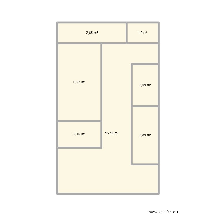 EPILE ET MOI. Plan de 7 pièces et 33 m2